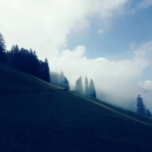 Nuages en montagne